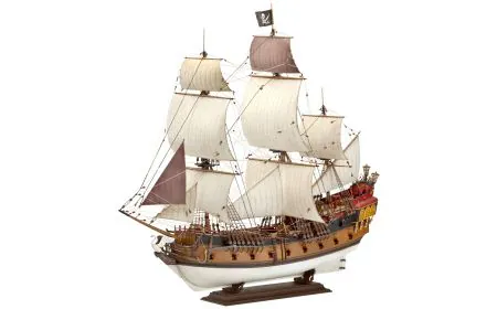 Revell 1:72 - Pirate Ship