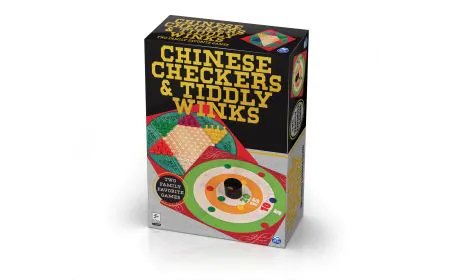 * Spin Master - Chinese Checkers & Tiddly Winks
