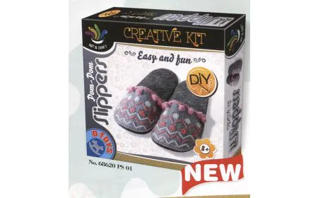 *D-Toys - Creative kit - Pom Pom Slippers