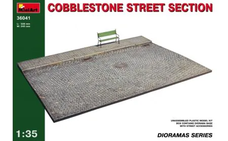Miniart 1:35 - Cobblestone Street Section