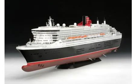 Revell 1:400 - Queen Mary 2 Platinum Edition