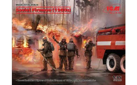 ICM 1:35 - Soviet Fireman (1980s)
