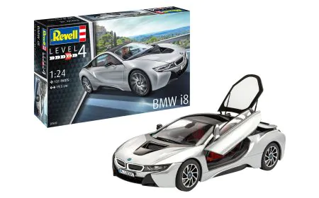 Revell 1:24 - BMW i8