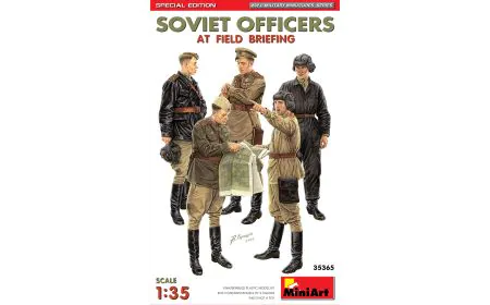 Miniart 1:35 -Soviet Officers at Field Briefing - Special Ed